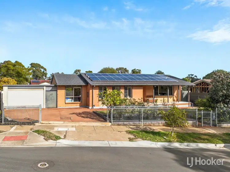 29 Linger Crescent, Elizabeth Downs SA 5113