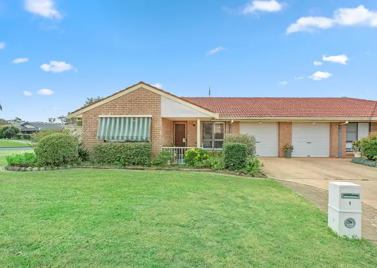 1/2 Waratah Place, Taree NSW 2430