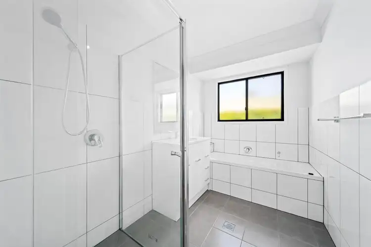 Fifth view of Homely house listing, 38 Cowan Crescent, Emerald QLD 4720