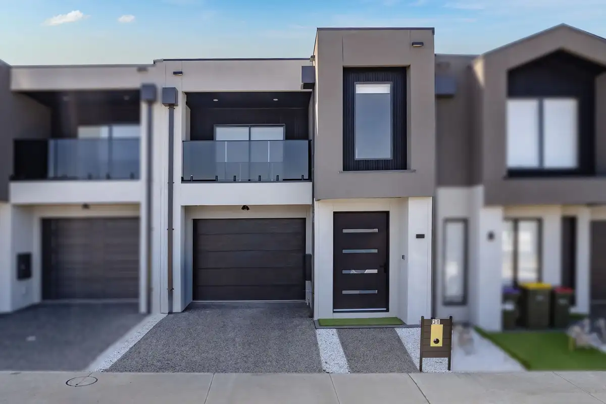 Main view of Homely townhouse listing, 30 Nubeena Crescent, Donnybrook VIC 3064