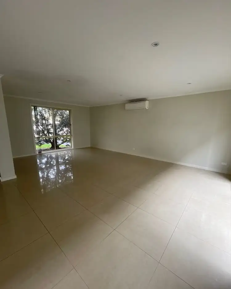 Second view of Homely unit listing, 2/5 Gordon Street, Cranbourne VIC 3977