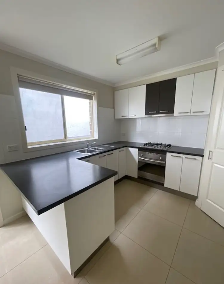 Third view of Homely unit listing, 2/5 Gordon Street, Cranbourne VIC 3977
