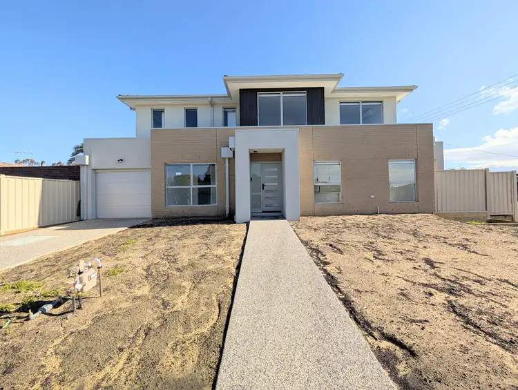 2 Hartland Court, Craigieburn VIC 3064