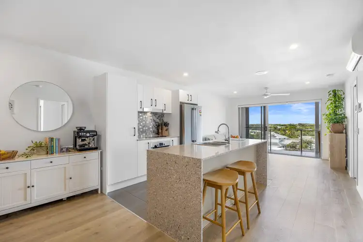 47/46 Regatta Boulevard