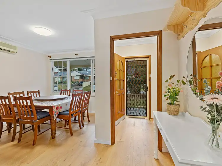 Second view of Homely house listing, 7 Caliente Crescent, Macquarie Hills NSW 2285