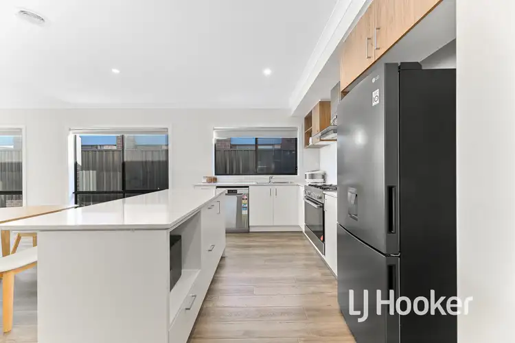 Fifth view of Homely house listing, 11 Theatre Circuit, Clyde North VIC 3978