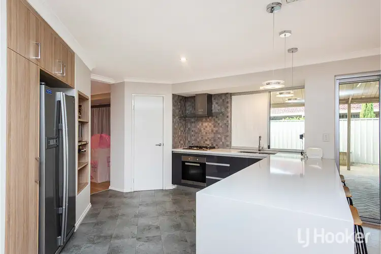 Fifth view of Homely house listing, 5 Lupin Close, Thornlie WA 6108
