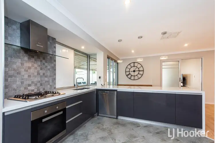 Sixth view of Homely house listing, 5 Lupin Close, Thornlie WA 6108