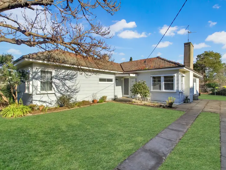 44 Day Street, Bairnsdale VIC 3875