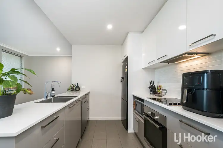 Second view of Homely unit listing, 1/35 Honeywood Avenue, Wandi WA 6167