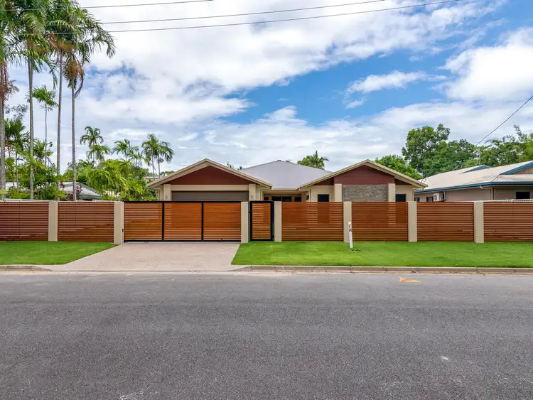 14 Ti Tree Street, Port Douglas QLD 4877