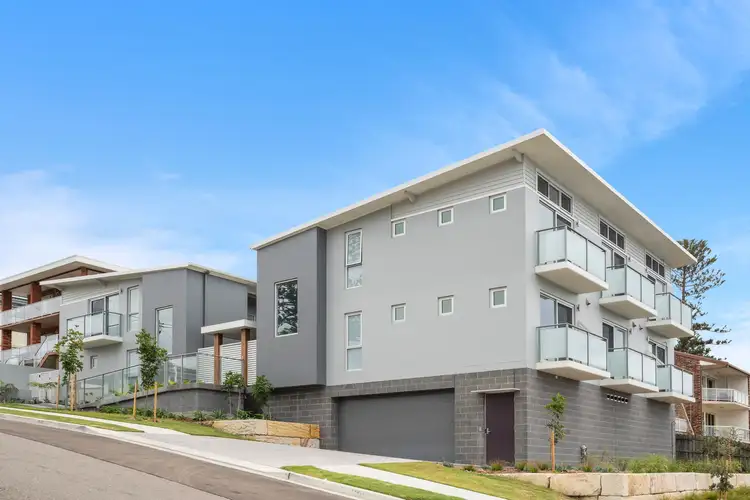 Fourth view of Homely unit listing, 8/100 Ocean View Drive, Wamberal NSW 2260