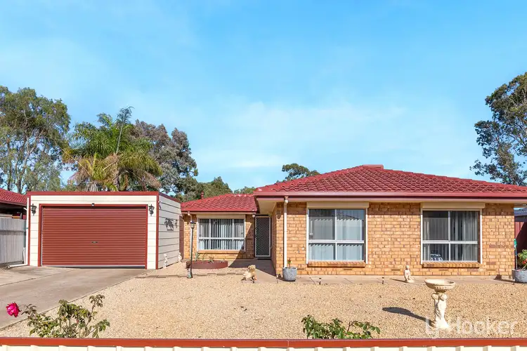 16 Commodore Parade, Andrews Farm SA 5114