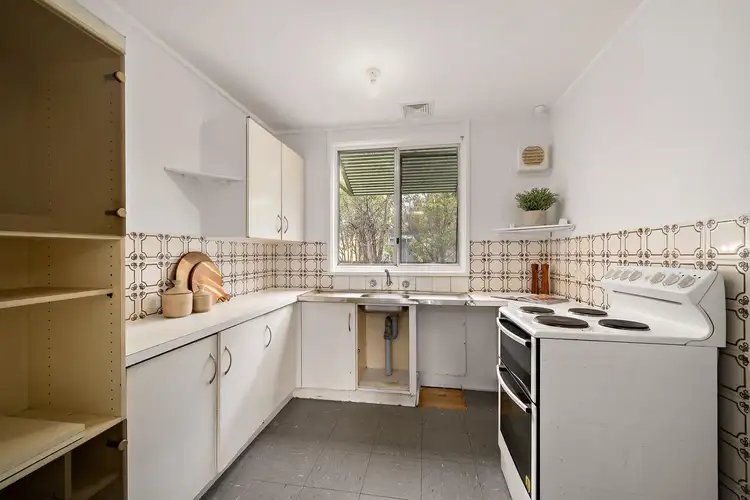 Sixth view of Homely house listing, 19 Langdon Avenue, Wanniassa ACT 2903