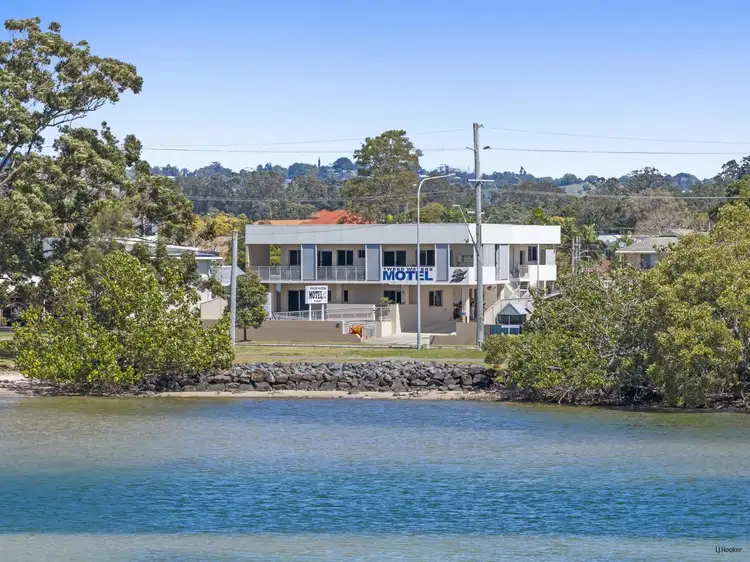 13 Minjungbal Drive, Tweed Heads South NSW 2486