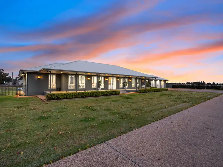 6 Thompson Road, Hanwood NSW 2680