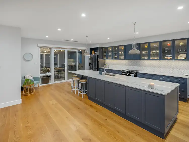 Fifth view of Homely house listing, 6 Thompson Road, Hanwood NSW 2680