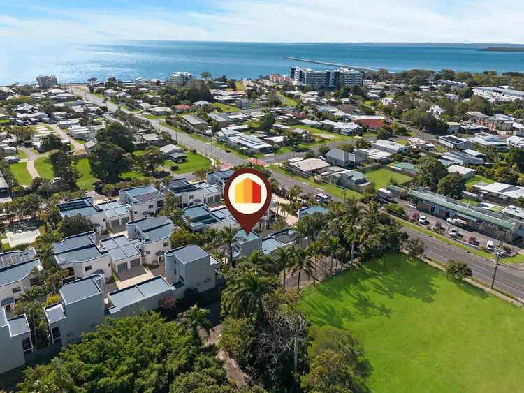 Main view of Homely unit listing, Unit 2/33 Elizabeth Street, Urangan QLD 4655