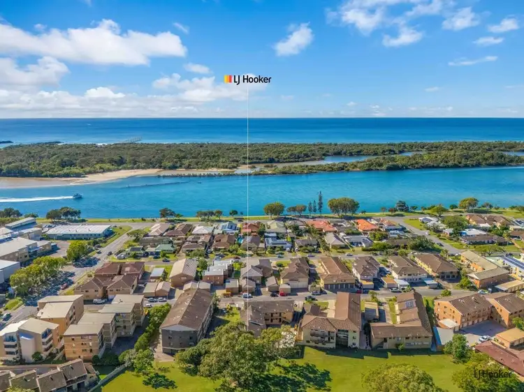 10/8 Buchan Avenue