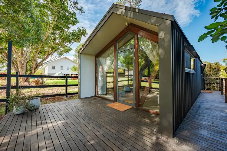 14 Miriam Street, Russell Island QLD 4184