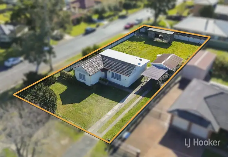 9 Thirlmere Way