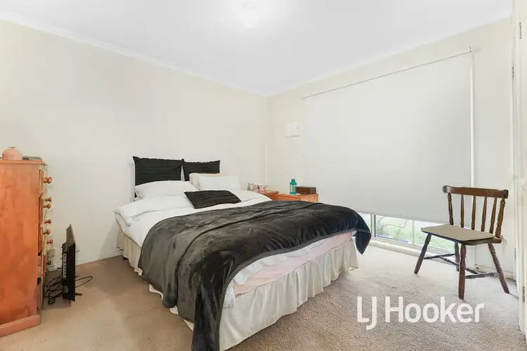 Fifth view of Homely unit listing, 8/11 Renlik Court, Pakenham VIC 3810