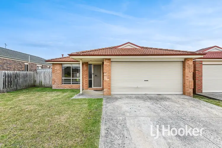 7 Rossi Close, Pakenham VIC 3810
