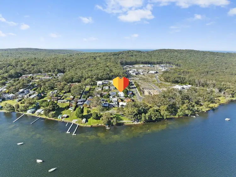 8 Berncla Avenue, Nords Wharf NSW 2281