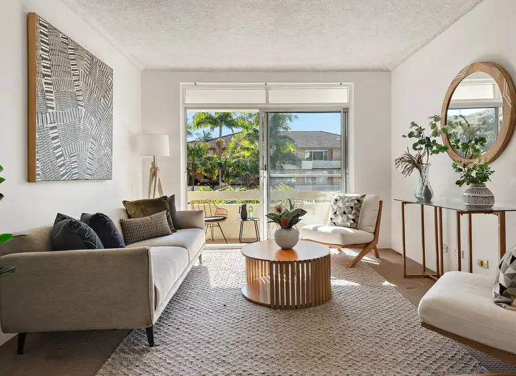2/14 Stuart Street, Collaroy NSW 2097