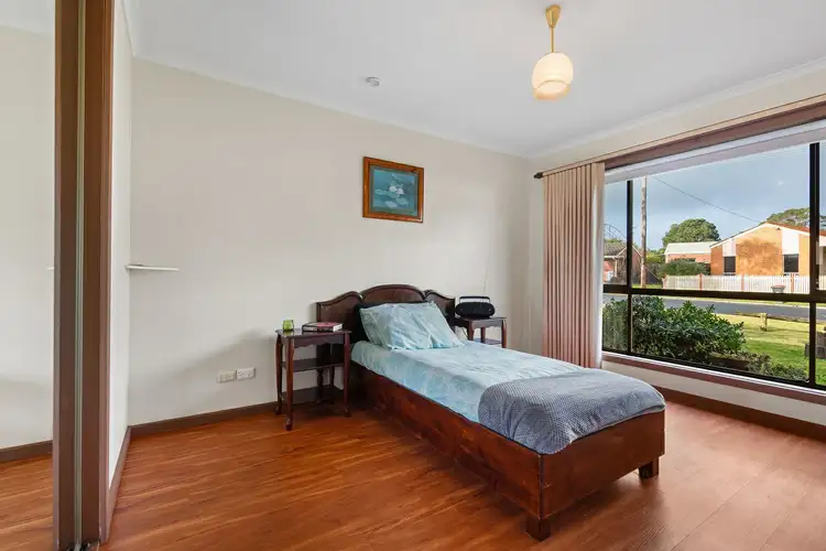 Sixth view of Homely house listing, 2/33 Newton Close, Paynesville VIC 3880