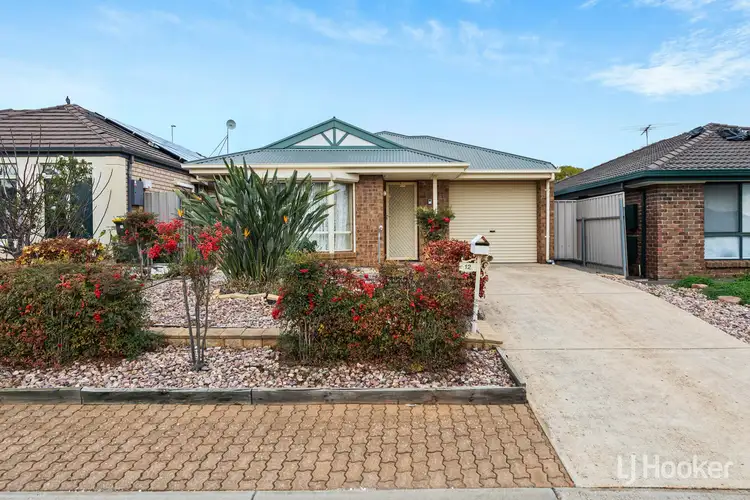 12 Spaxton Crescent, Craigmore SA 5114