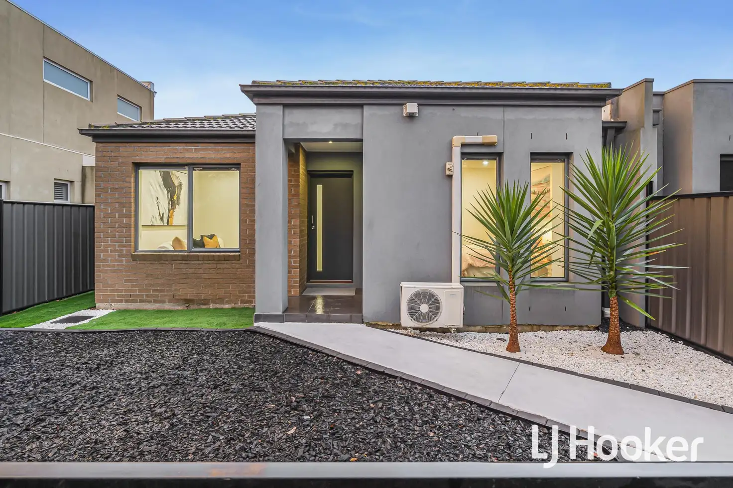 Main view of Homely house listing, 2/6 Sidney Nolan Walk, Point Cook VIC 3030