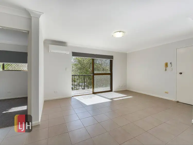 Second view of Homely unit listing, 2/70 Hilltop Avenue, Chermside QLD 4032
