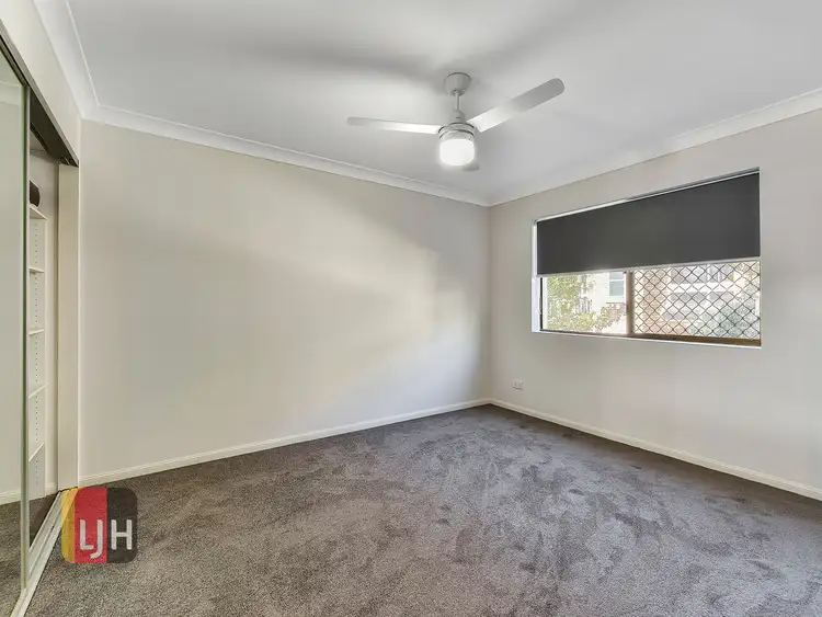 Fifth view of Homely unit listing, 2/70 Hilltop Avenue, Chermside QLD 4032