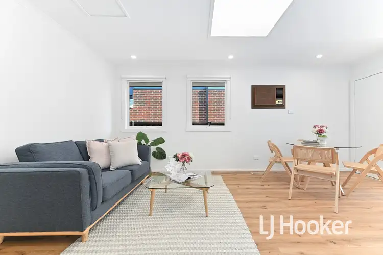 Fifth view of Homely unit listing, 1/21 Green Valley Crescent, Hampton Park VIC 3976