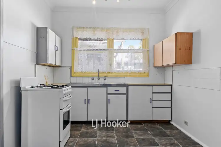 Fifth view of Homely house listing, 7 Wright Street, Withers WA 6230