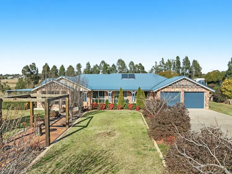 6 Condavale Drive, Rosenthal Heights QLD 4370