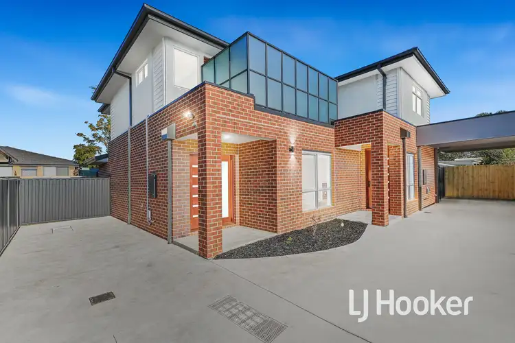 Second view of Homely townhouse listing, 2/21 Green Valley Crescent, Hampton Park VIC 3976