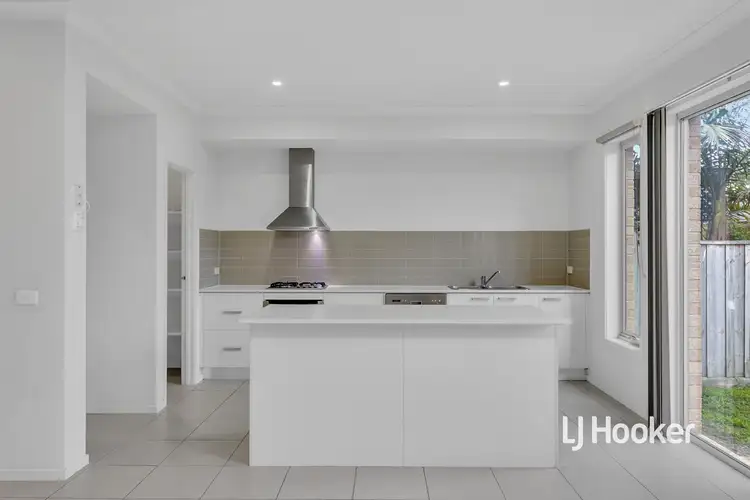 Fourth view of Homely townhouse listing, 4 Broadbeach Circuit, Sanctuary Lakes VIC 3030
