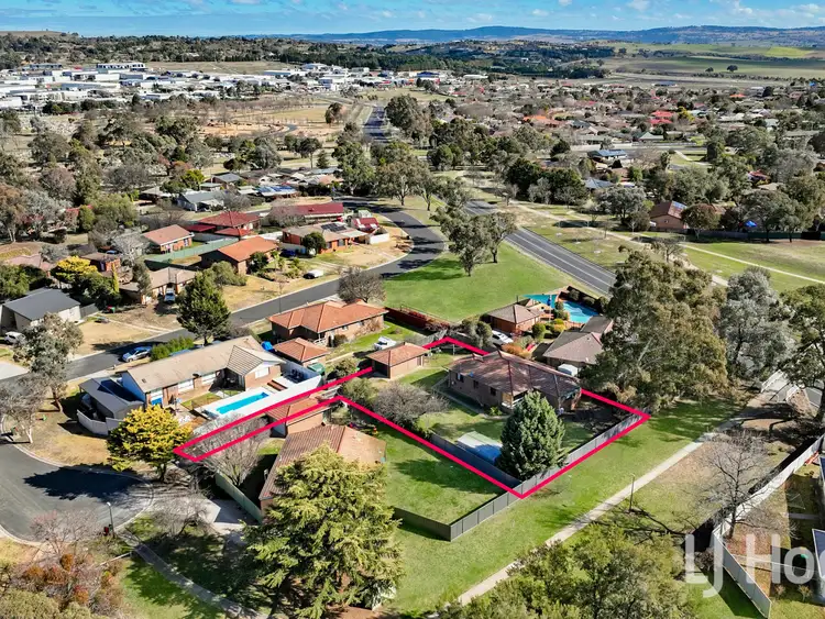 50 Kelloshiel Close, West Bathurst NSW 2795