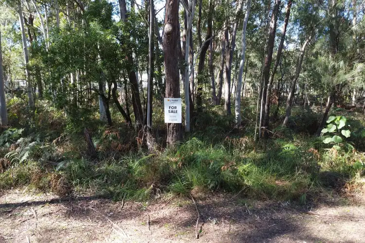 17 Woodlands Circuit