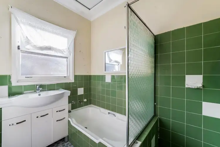Sixth view of Homely house listing, 122 Thorney Road, Fairfield West NSW 2165