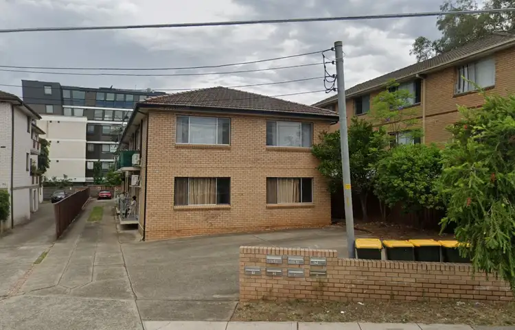 3/82 Sackville Street, Fairfield NSW 2165