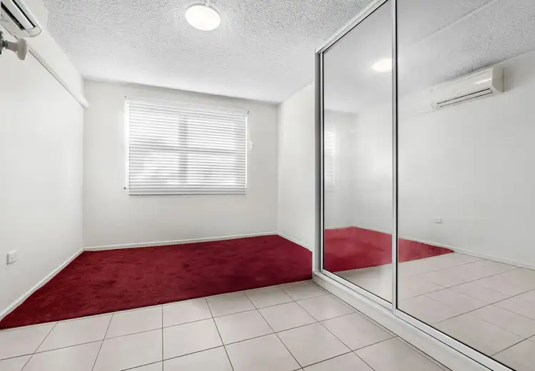 Fifth view of Homely unit listing, 5/2 Carl Street, Woolloongabba QLD 4102