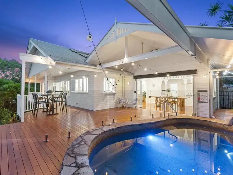14 Atherton Street, Whitfield QLD 4870