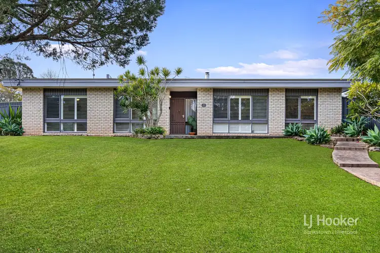 65 Renton Avenue, Moorebank NSW 2170