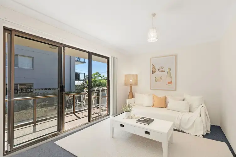 Fourth view of Homely unit listing, 2/19 Barnhill Road, Terrigal NSW 2260
