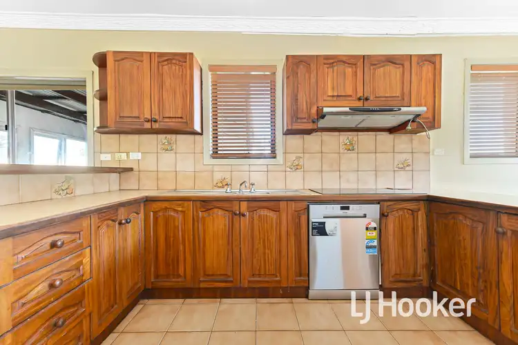 Fifth view of Homely house listing, 16 Meadow Road, Devon Meadows VIC 3977
