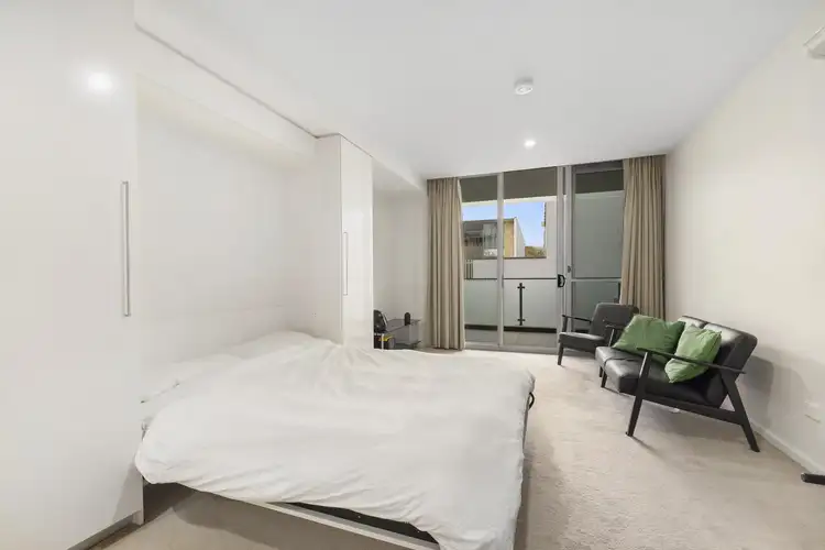 110/50 Eastlake Parade, Kingston ACT 2604