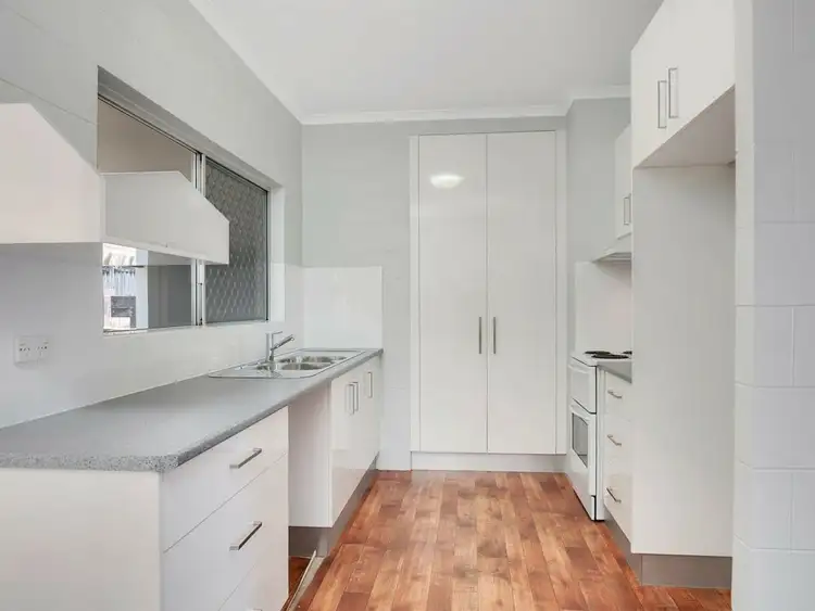 Second view of Homely house listing, 8 Goldwyn Close, White Rock QLD 4868